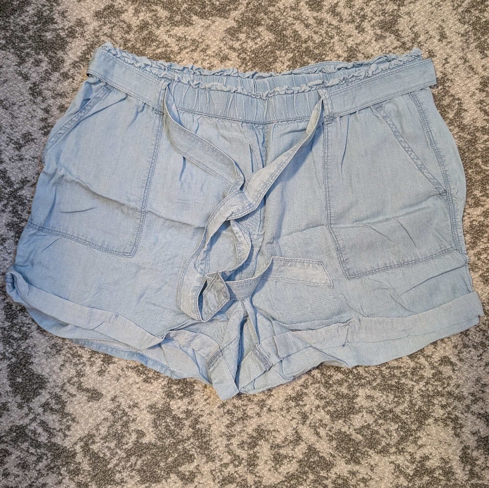 Aerie Light Denim Women's Elastic Waist Shorts